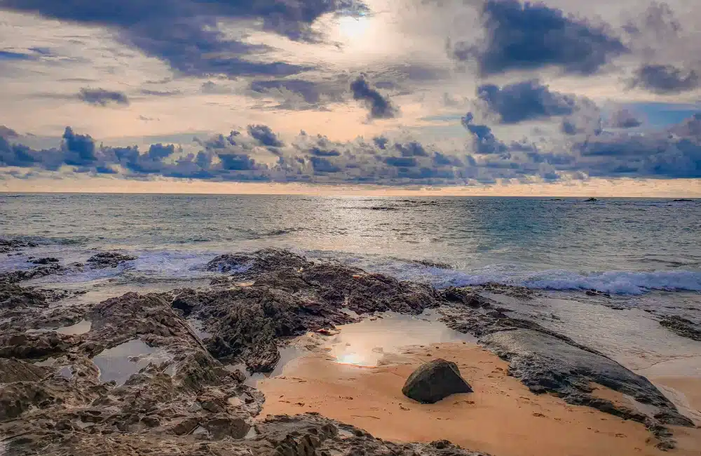 หาดนางทอง