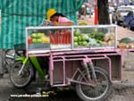 busy fruit vendor pattaya
