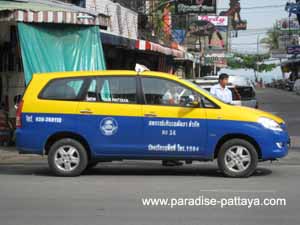 getting around pattaya metered taxi