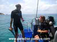 1 on 1 instructing on Pattaya boat